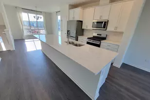 1270 Lakepointe Dr, Schaumburg, IL 60173 - Photo 6