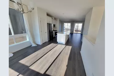 1270 Lakepointe Drive, Schaumburg, IL 60173 - Photo 2