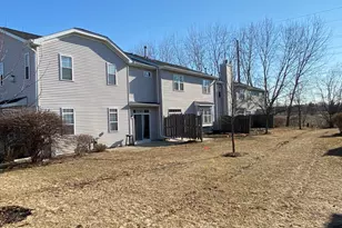 3864 Pathfinder Ln, Joliet, IL 60435 - Photo 4