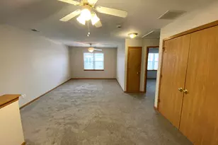 3864 Pathfinder Ln, Joliet, IL 60435 - Photo 16