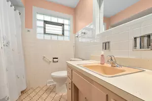 10609 S Kildare Ave, Oak Lawn, IL 60453 - Photo 10