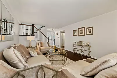 292 Shadowbend Drive #292, Wheeling, IL 60090 - Photo 6