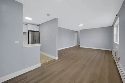 6161 N Hoyne Avenue #302, Chicago, IL 60659 - Photo 4