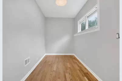 7825 S Ingleside Avenue, Chicago, IL 60619 - Photo 26