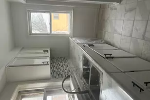 12748 S Lowe St, Chicago, IL 60638 - Photo 2