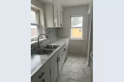 12748 S Lowe Street, Chicago, IL 60638 - Photo 2