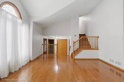 8101 Highfield Court, Tinley Park, IL 60487 - Photo 10