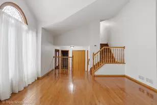 8101 Highfield Ct, Tinley Park, IL 60487 - Photo 10