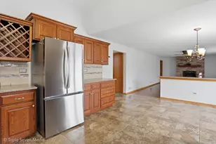 8101 Highfield Ct, Tinley Park, IL 60487 - Photo 24