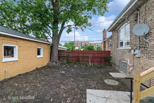 8718 S Marshfield Ave, Chicago, IL 60620 - Photo 10