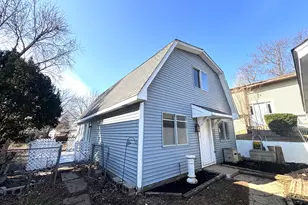 209 Bunker Hill Dr, Bolingbrook, IL 60440 - Photo 1