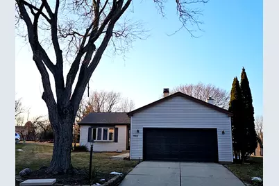 145 Abbeywood Circle, Streamwood, IL 60107 - Photo 1
