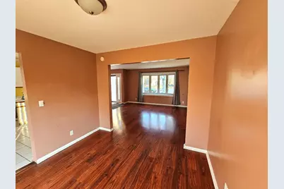 145 Abbeywood Circle, Streamwood, IL 60107 - Photo 6