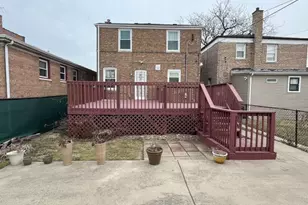 8350 S Lafayette Ave, Chicago, IL 60620 - Photo 32