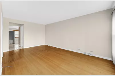 7723 Melvina Avenue, Burbank, IL 60459 - Photo 4