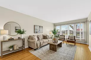 7723 Melvina Ave, Burbank, IL 60459 - Photo 2