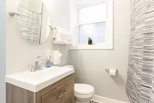 1624 W Beach Ave, Chicago, IL 60622 - Photo 2