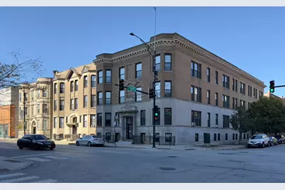 906 W Montrose Avenue #2, Chicago, IL 60613 - Photo 2