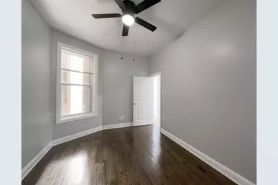 906 W Montrose Avenue #2, Chicago, IL 60613 - Photo 16