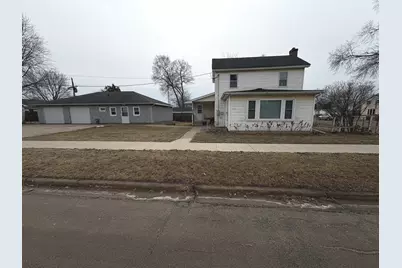 1022 1st Avenue, Rochelle, IL 61068 - Photo 2