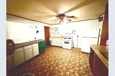 1022 1st Avenue, Rochelle, IL 61068 - Photo 4