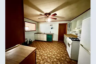 1022 1st Avenue, Rochelle, IL 61068 - Photo 6