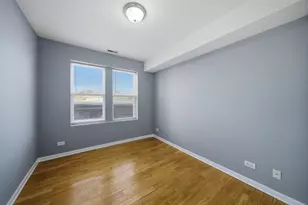 4752 N Albany Ave, Chicago, IL 60625 - Photo 10