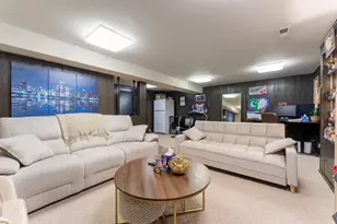 404 Arrow Trail, Wheeling, IL 60090 - Photo 18