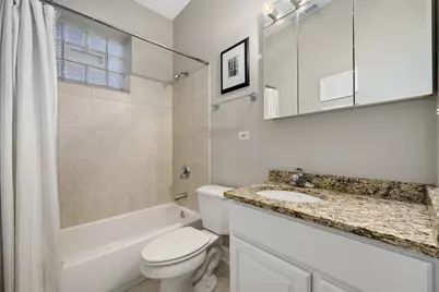 2512 W Thomas Street #1, Chicago, IL 60622 - Photo 18