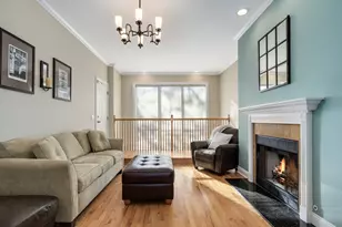 2512 W Thomas St, Chicago, IL 60622 - Photo 4