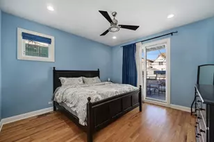 2512 W Thomas St, Chicago, IL 60622 - Photo 10