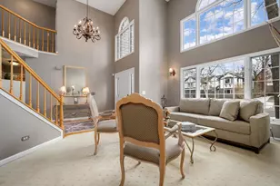 2412 Pepper Tree Ct, Lisle, IL 60532 - Photo 6