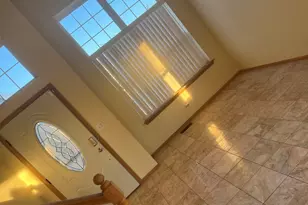 154 Sundance Rd, Matteson, IL 60443 - Photo 2