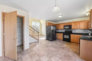 154 Sundance Rd, Matteson, IL 60443 - Photo 6