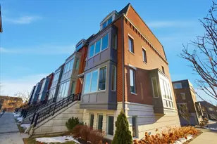 1233 Gateway Ct, Northbrook, IL 60062 - Photo 1