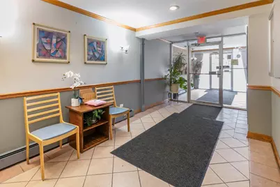 2920 N Harlem Avenue #4G, Elmwood Park, IL 60707 - Photo 2