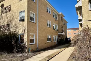 8518 W Rascher Ave, Chicago, IL 60656 - Photo 1