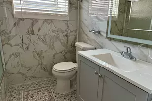 8518 W Rascher Ave, Chicago, IL 60656 - Photo 20