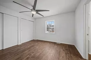 210 Brookhaven Dr, Elk Grove Village, IL 60007 - Photo 18