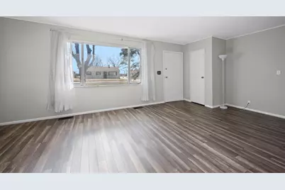 34 Golfview Lane, Carpentersville, IL 60110 - Photo 4