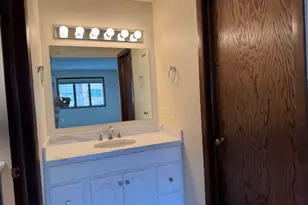 7625 W Arquilla Dr, Palos Heights, IL 60463 - Photo 8