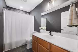 2958 Langston Cir, Saint Charles, IL 60175 - Photo 24