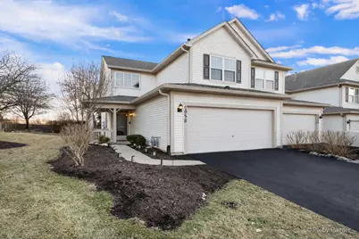 2958 Langston Circle #0, Saint Charles, IL 60175 - Photo 2