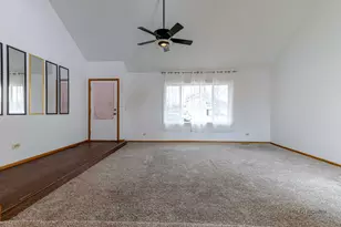 1261 Hialeah Ln, Hanover Park, IL 60133 - Photo 8