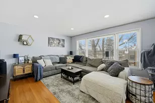 7519 W Fullerton Ave, Elmwood Park, IL 60707 - Photo 4