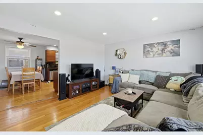 7519 W Fullerton Avenue #2S, Elmwood Park, IL 60707 - Photo 6