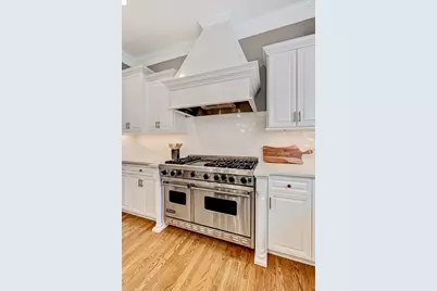 24 E 57th Street, Hinsdale, IL 60521 - Photo 12