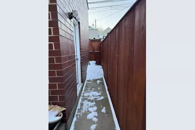 3720 N Marshfield Avenue, Chicago, IL 60613 - Photo 44