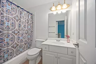 3915 Royal Portrush Dr, Naperville, IL 60564 - Photo 36