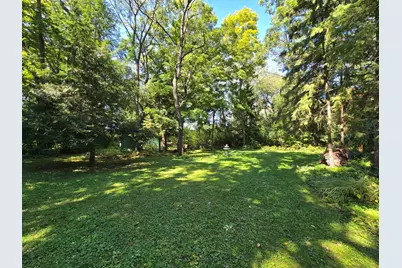 905 Hickory Road, Woodstock, IL 60098 - Photo 8